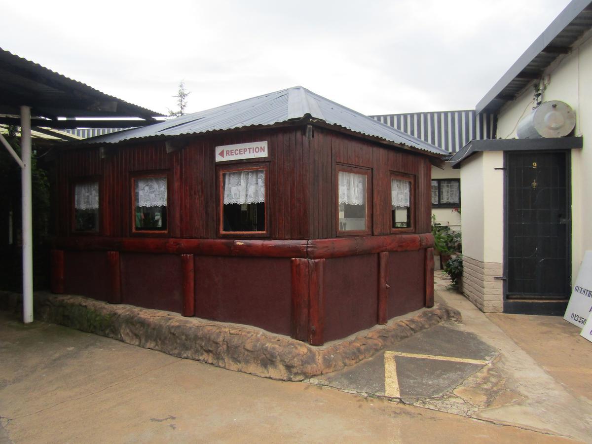 Pat'S Place Machadodorp Exterior photo